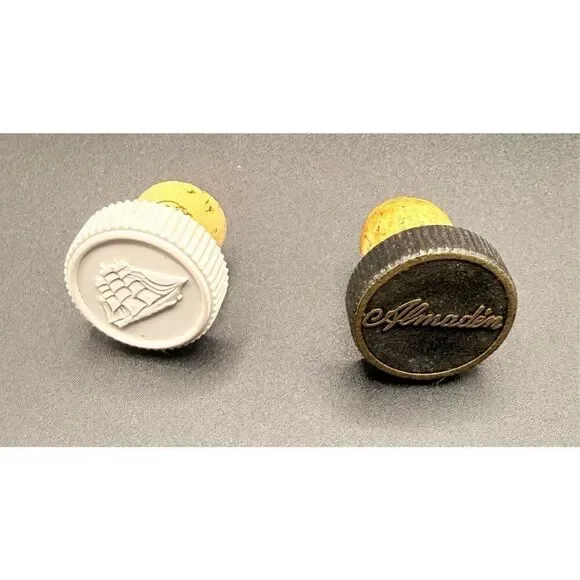 Mid-Century Advertising Liquor Bottle Pourers Plastic Barware, Seagrams, Imperia - Picture 10 of 10